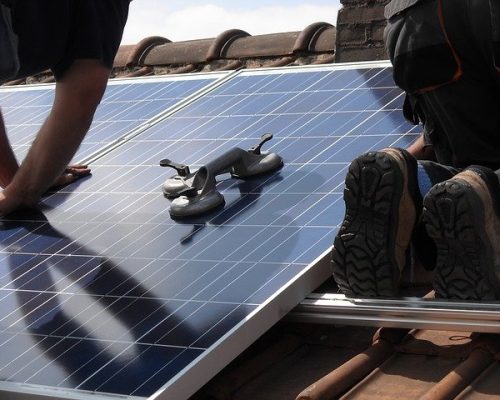 solar-panels-944002_640